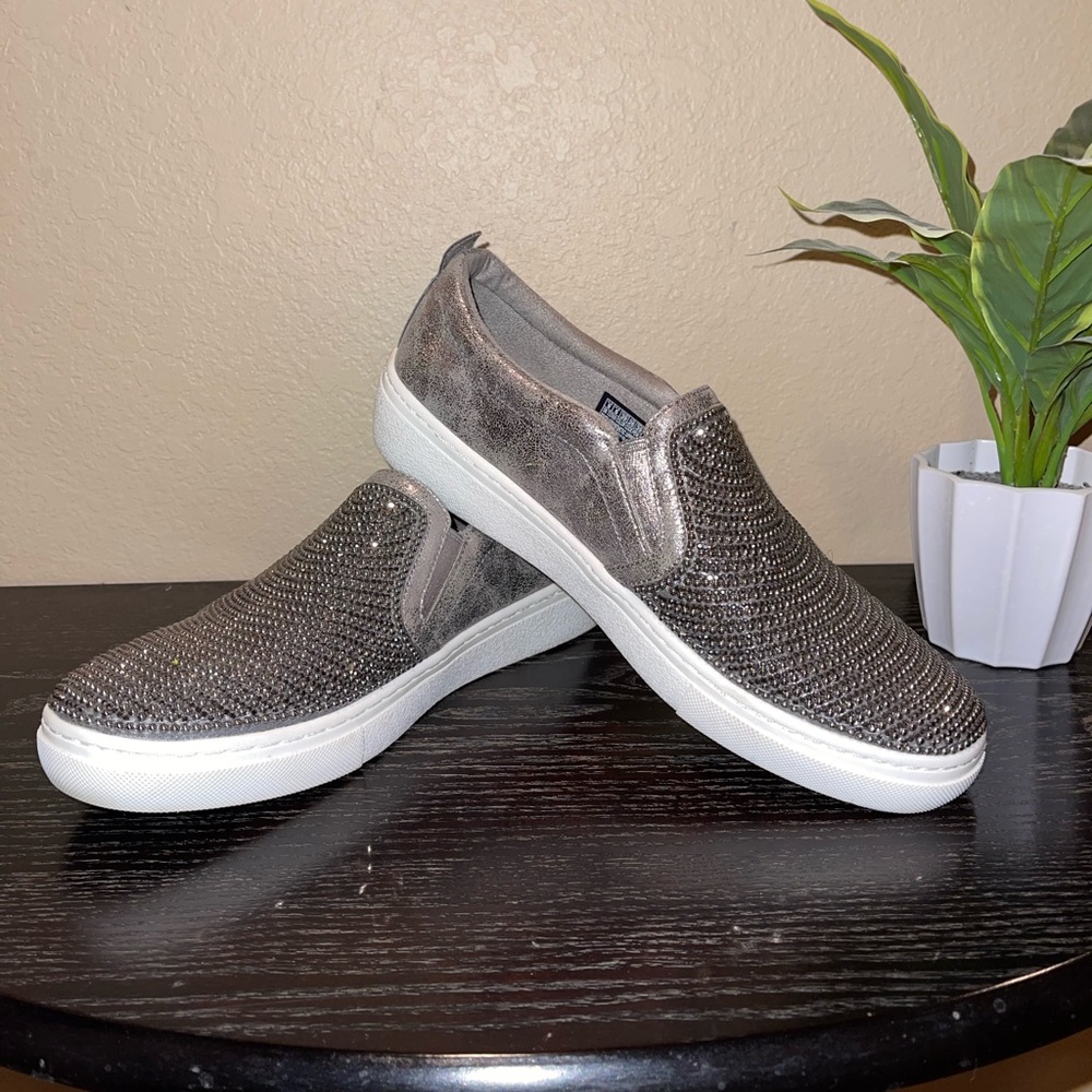Sparkly slip on
